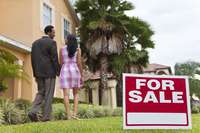 Navigating the Hot Housing Market: Essential Tips for Homebuyers